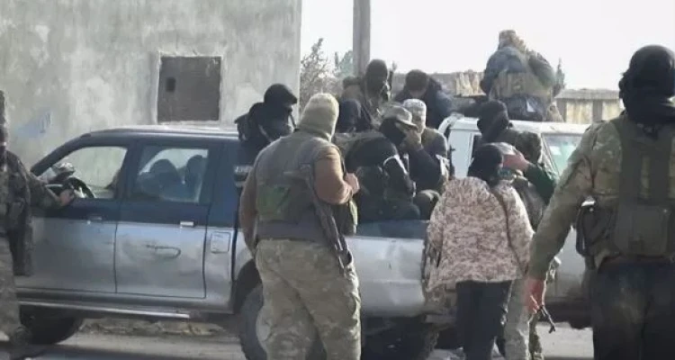 تحرير الشام تداهم مناطق بريف إدلب .. وقتلى وجرحى نتيجة اشتباكات مع خلايا لـ"داعش" في المنطقة!!