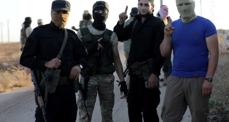 تطبيق اتفاق تحرير الشام بإدلب يبدأ السبت، ومصدر لستيب "الساحة للهيئة وفيلق الشام"