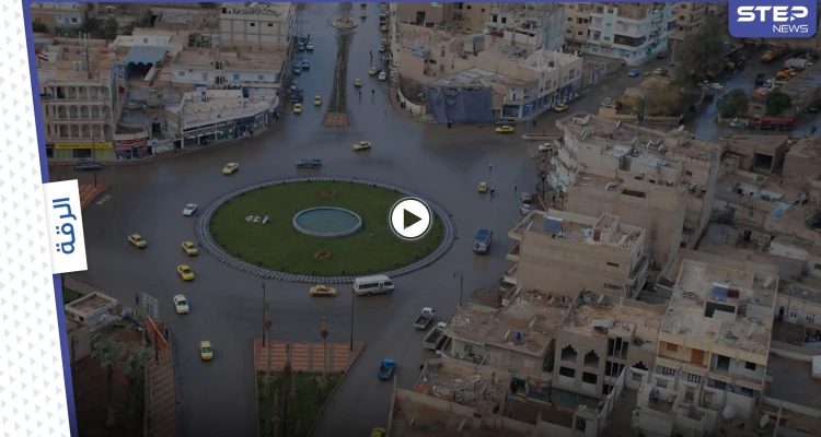 بالفيديو|| قيدته بالحبال خوفاً عليه حتى لا يأكل القمامة.. مسنة تربط حفيدها بعد تخلي والديه عنه
