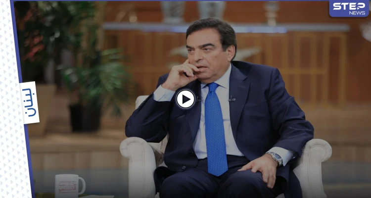 بالفيديو|| وزير الإعلام اللبناني جورج قرداحي يقع فريسة الخداع.. ويتكلم عن بشار الأسد