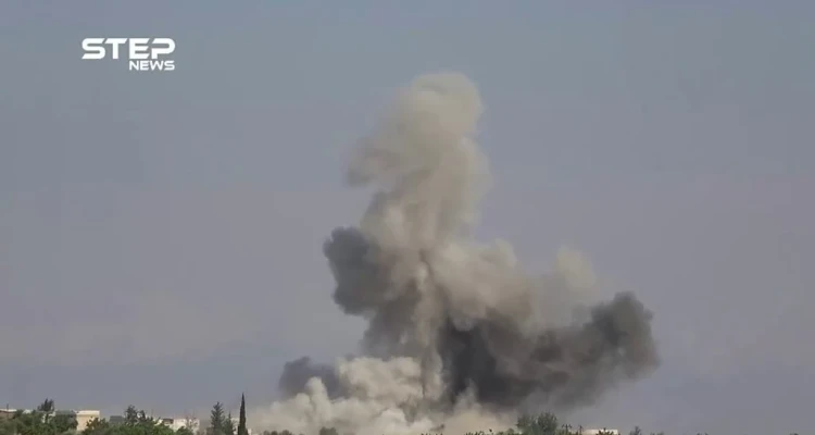 شاهد غارات جوية مكثفة من قبل الطيران الحربي و الروسي على مدن وبلدات شمال حماة