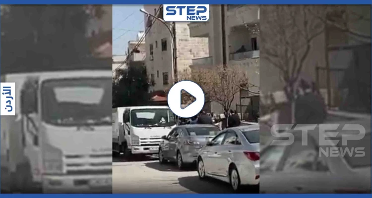 بالفيديو|| "هوشة خبز" بين الأردنيين خرقت الحجر الصحي.. وفوضى تخللت توزيع المياه والخبز بالبلاد