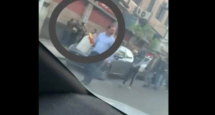 بالفيديو|| مطاردة جماعية لمواطن سرق ربطة خبز بدمشق.. وإيدي كوهين يسخر من "سوريا الأسد" لغرابة المشهد