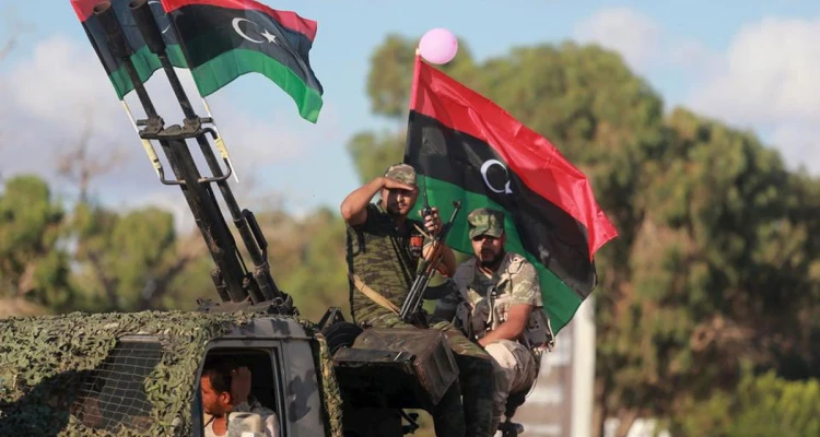 الجيش الوطني الليبي يُغلق الحدود مع الجزائر ويعلنها منطقة عسكرية