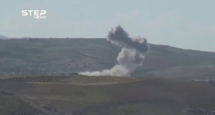 شاهد القصف بالبراميل المتفجرة على عدة قرى وبلدات جنوب إدلب