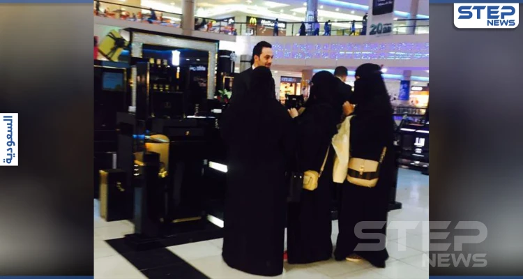 بالفيديو|| "الله يخليك وخر الكمامة".. توسل فتاة سعودية لبائع عطور لرؤية وجهه تثير ضجة في المملكة