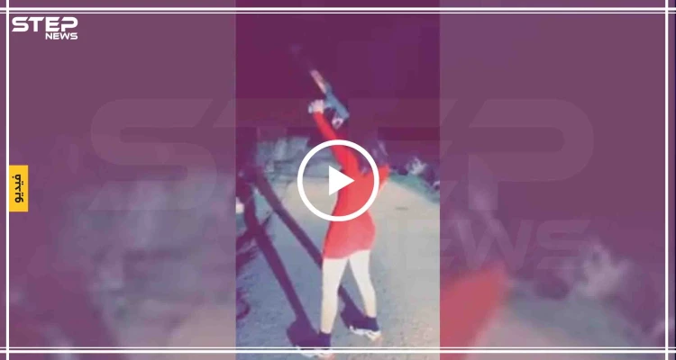 بفستان أحمر قصير.. أنجي خوري تطلق الرصاص وتهدد كارهيها بالقتل (فيديو)