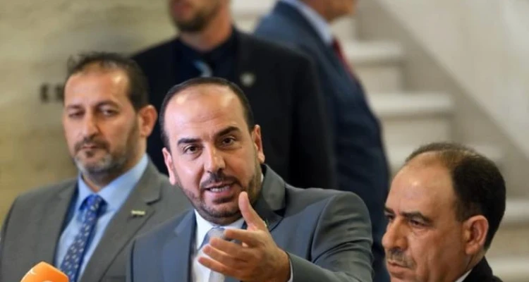 قسم بفعل 4 أمور.. رئيس الائتلاف السوري المعارض يوجّه رسالة لسوريين في مدينة اسطنبول التركية