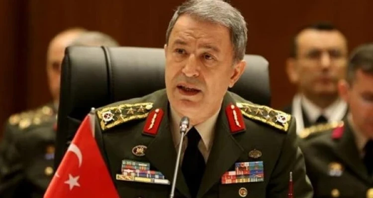 وزير الدفاع التركي ومسؤول بالرئاسة التركية يوجهون انتقادات للرئيس الأمريكي