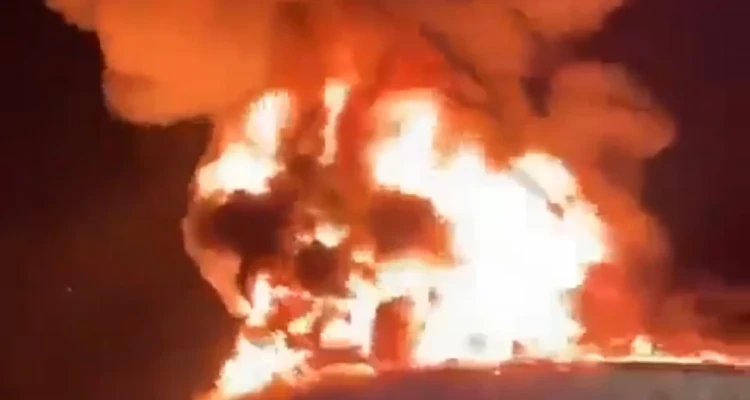 بالفيديو|| حزب إسرائيلي يدعو لتصفية كل قادة حماس بغزة.. وانفجار في خط أنابيب نفط جنوب عسقلان