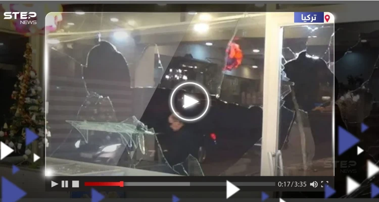بالفيديو|| أتراك يهاجمون محلات تجارية للسوريين وينهبونها