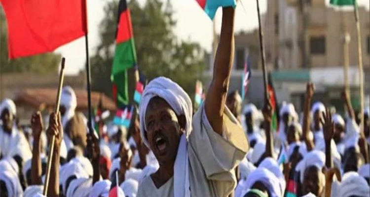 الداخلية السودانية تنفي استخدام الرصاص في التظاهرات وتعلن إصابة أحد أفرادها