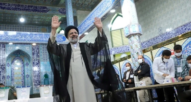 أول تصريح من الرئيس الإيراني الجديد واعداً بـ"ثورة" وعدّة أهداف
