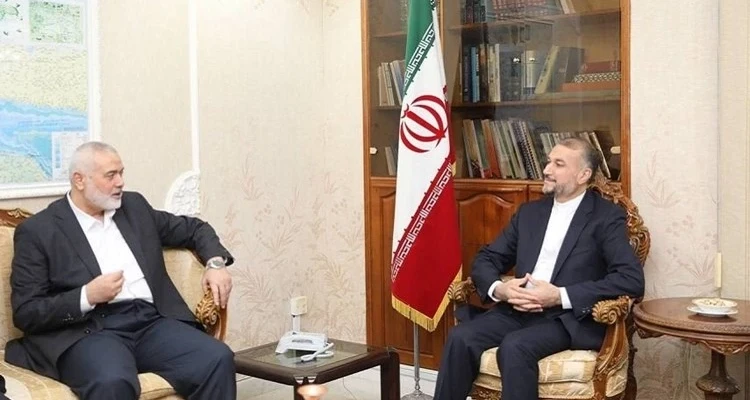إسماعيل هنية يلتقي وزير الخارجية الإيرانية في العاصمة القطرية