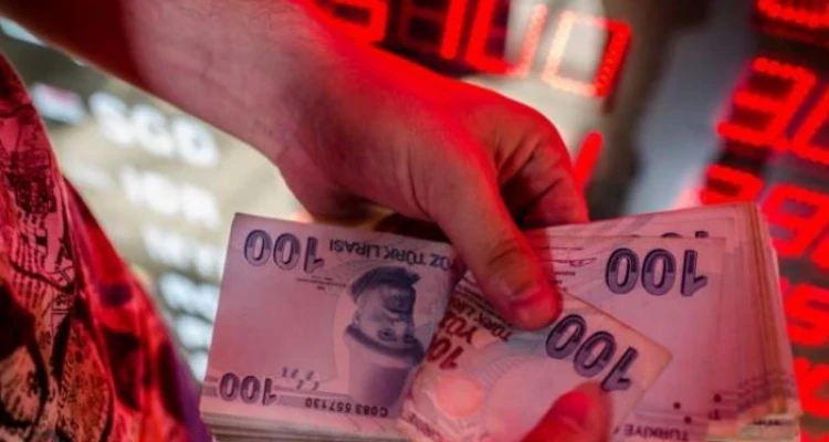 انهيار متسارع لليرة التركية بعد تصريحات لأردوغان.. مستوى قياسي جديد