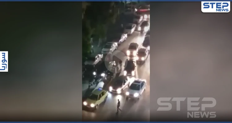 بالفيديو|| سائق يدهس أم وابنتها في اللاذقية متحدياً عناصر شرطة النظام السوري