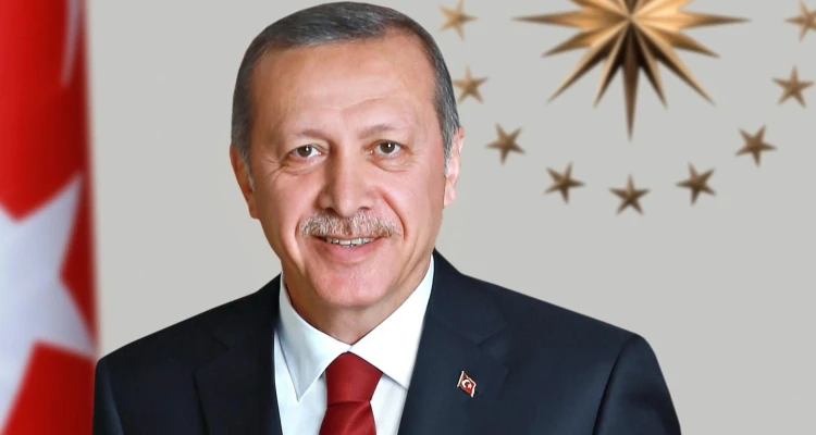 متفاخراً.. أردوغان يعلق على السجال الذي جرى بين وزير خارجيته ونظيره اليوناني على الهواء مباشرةً