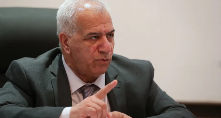 مستشار الكاظمي لشؤون الانتخابات يهدد: من يتجاوز على سلاح الدولة حاله سيكون حال أبو بكر البغدادي