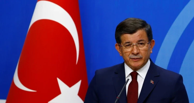 داوود أوغلو يوجه رسالة شديدة اللهجة إلى أردوغان بعد إقدامه على فعل هذا الأمر