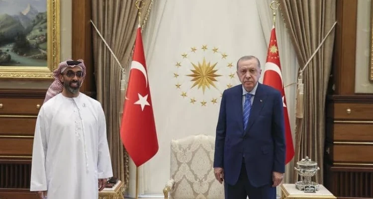 أردوغان يكشف أهم ملفٍ ناقشه مع المستشار الإماراتي قد يمهّد لاستثماراتٍ إماراتيةٍ ضخمة بتركيا