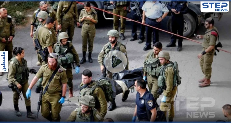 بالفيديو|| شاب فلسطيني يدهس جندياً إسرائيلياً ويطعنه بسكين