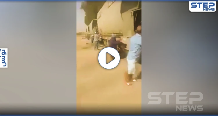 بالفيديو|| عمال محطة القطار في تونس يقطعون الطريق بطريقة فريدة من نوعها