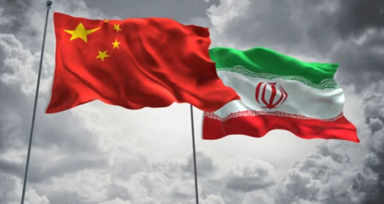 إيران والصين توقعان اتفاق تعاون اقتصادي واستراتيجي لمدة 25 عاماً