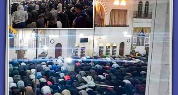 صلاة التراويح في مدينة إدلب ليلة البارحة