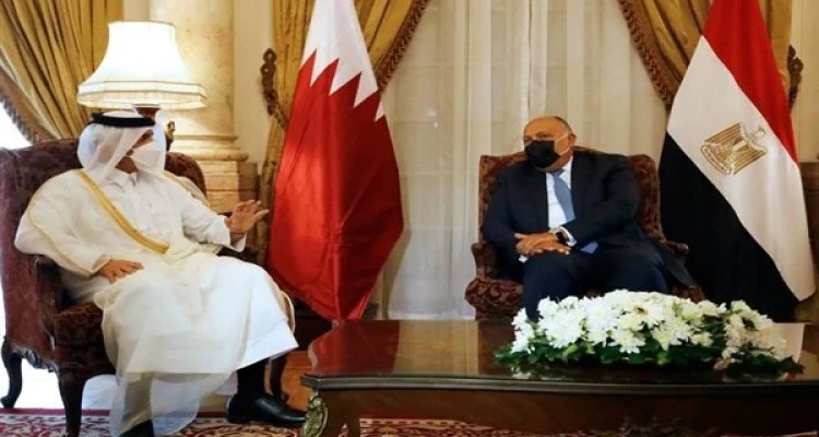 السيسي يوجه رسالة ودعوة لأمير قطر لزيارة مصر بأقرب فرصة.. وشكري يكشف مضمون الرسالة