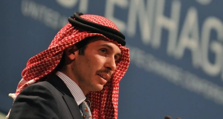 الملك الأردني كلّف هذه الشخصية للتواصل مع الأمير حمزة.. وهذا كان ردّ الأخير
