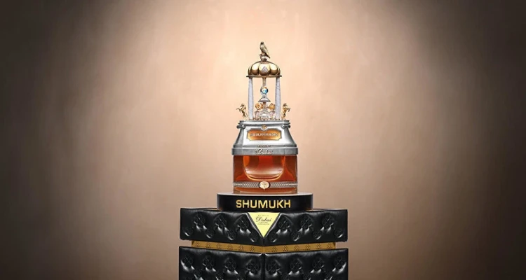 أغلى عطر في العالم يستخدم للجنسين معاً.. لن تتوقع سعره الخيالي