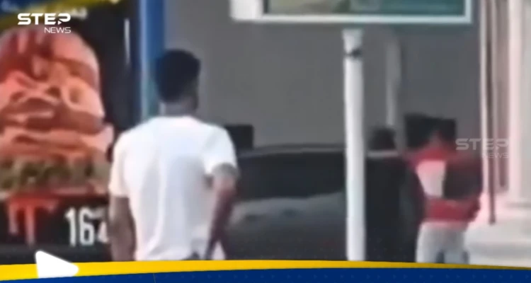 فيديو لـ شاب مصري يركل فتاة بقوة يثير ضجة ويحرك السلطات