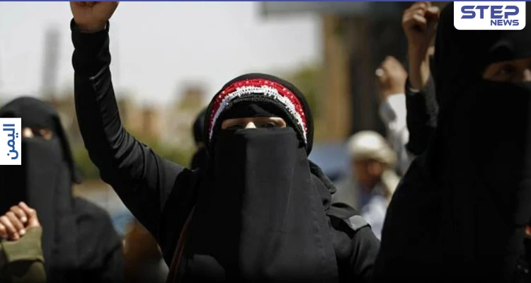 بالفيديو|| "ما بتستحيش".. نساء يمنيات يواجهن قيادي حوثي شمال صنعاء