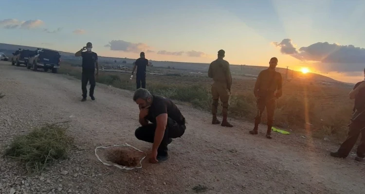 تقرير لصحيفة "هآرتس" حول سجن جلبوع قبل فرار الأسرى الفلسطينيين الـ6 قد يثير ضجة أمنية بإسرائيل