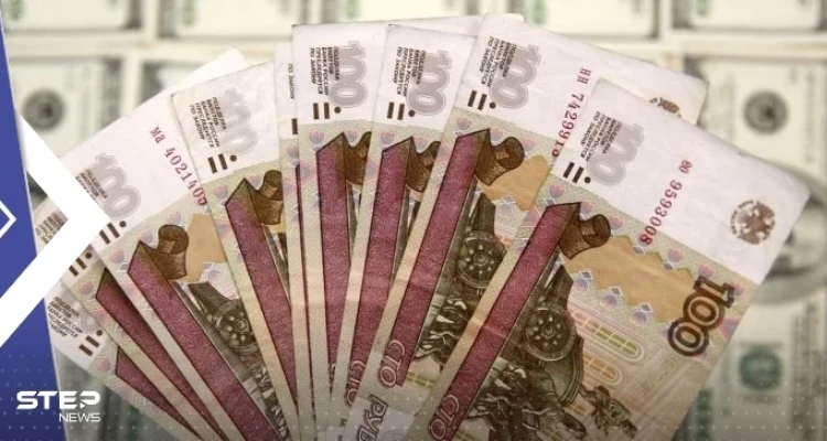 الروبل الروسي يهبط إلى أدنى مستوياته أمام الدولار منذ أبريل 2022
