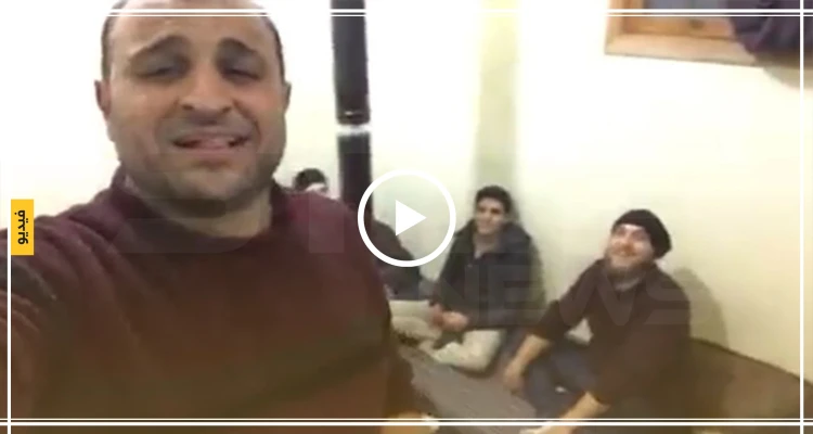 بطريقة ساخرة.. ناشطون سوريون يصفون حالتهم أثناء تعرض منطقتهم لهزّةٍ أرضية (فيديو)