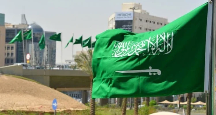 وزير الخارجية السعودي يكشف أصول الأزمة مع لبنان ويتحدث عن أمر هام يتعلق بالحكومة الحالية