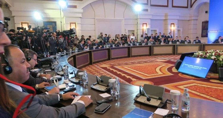 روسيا تفتتح أستانا باتهام المعارضة بالكيماوي، والوفد المعارض يُماطل باللجنة الدستوريَّة