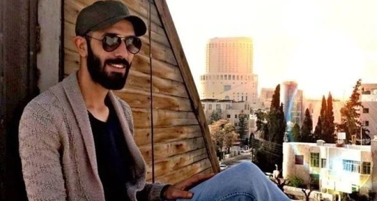 عشيرة الصحفي الأردني المعتقل بسوريا "الغرايبة"، تحمّل الأردن المسؤولية وتدعو لاعتصام