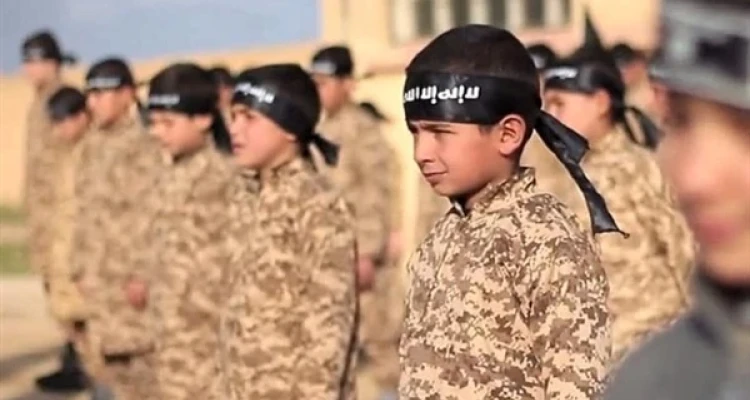 "أشبال داعش".. عودة لتجنيد الأطفال في شمال وشرق سوريا ومصدر يكشف أساليب جديدة للتنظيم