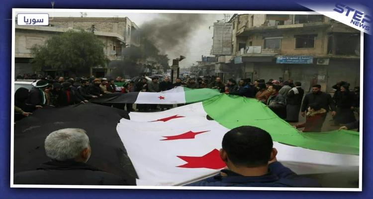 بالرغم من القصف والتهجير.. أهالي سراقب يتظاهرون ضد النظام السوري والمعارضة تشن عدة عمليات