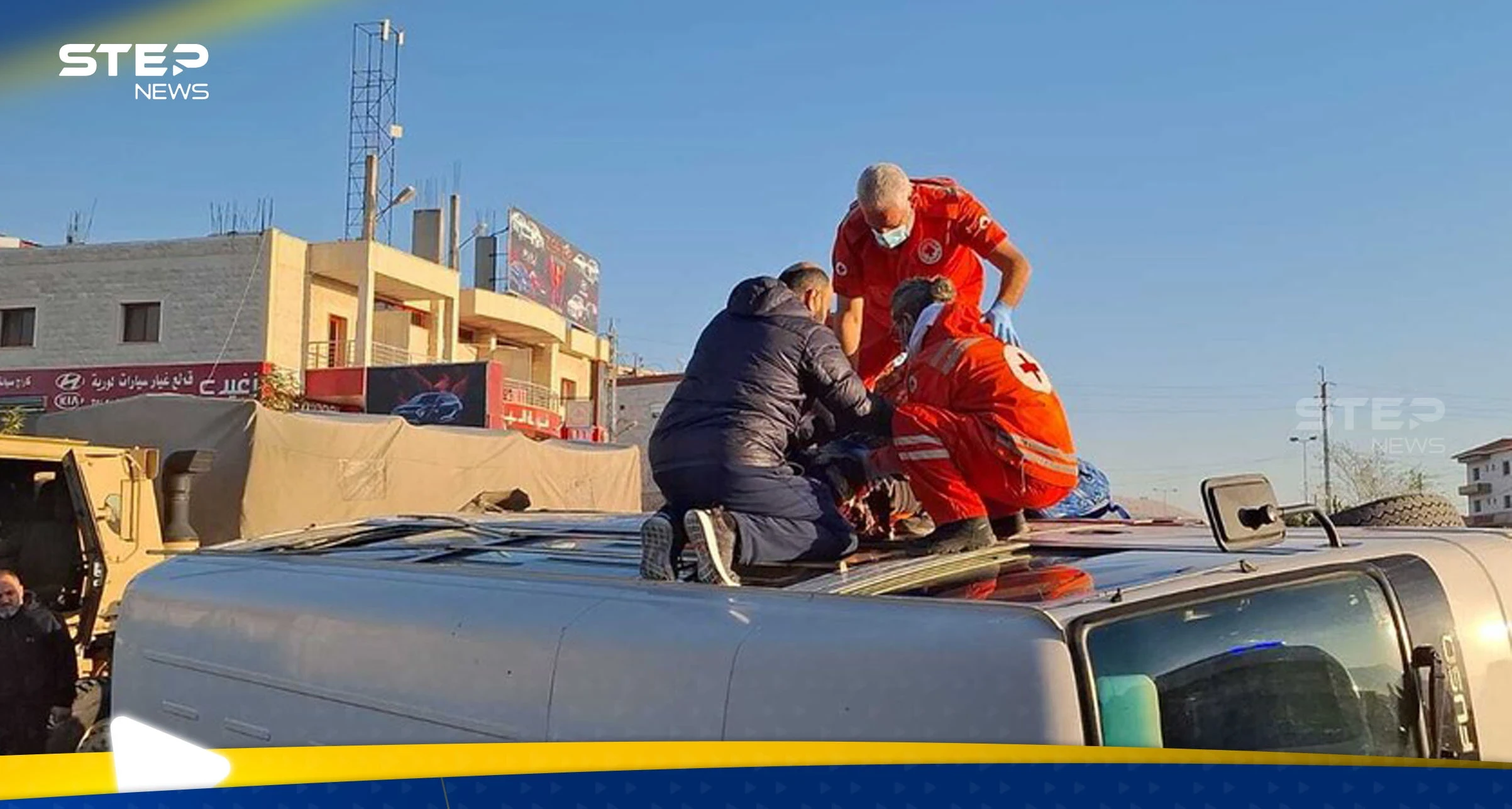 بالفيديو|| اصطدام سيارة بحافلة طلاب في لبنان توقع عشرات الإصابات بين الأطفال: حوادث وقتلى