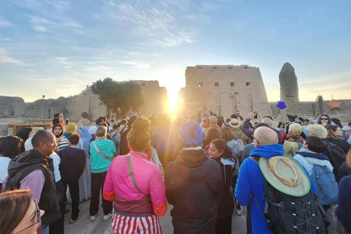 شمس الشتاء تتعامد مع معابد الكرنك في ظاهرة فلكية نادرة بالأقصر
