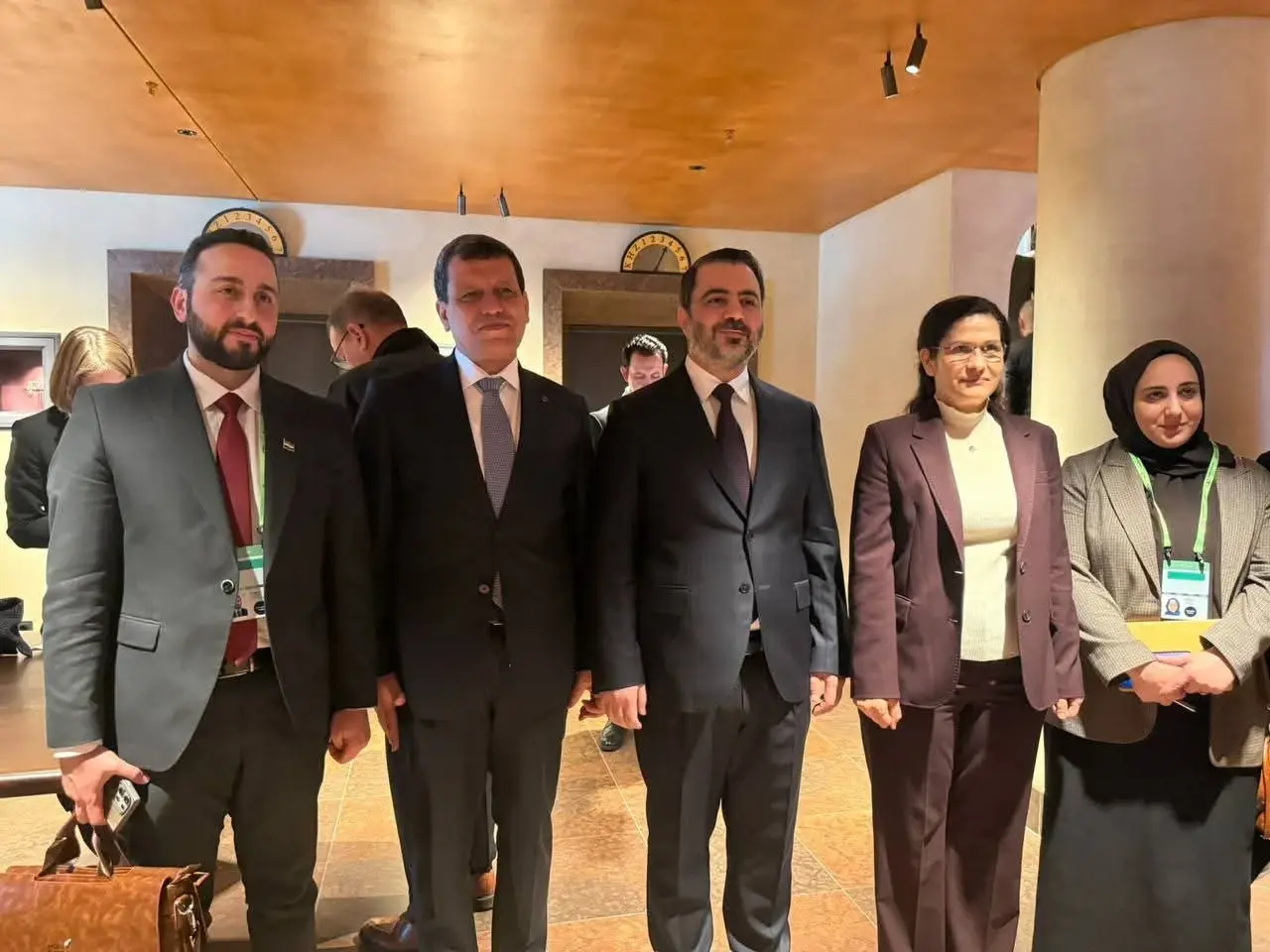 قسد تكشف تفاصيل لقاء جمع قائدها مع الوفد السوري ووزير الخارجية الأمريكي في ميونيخ