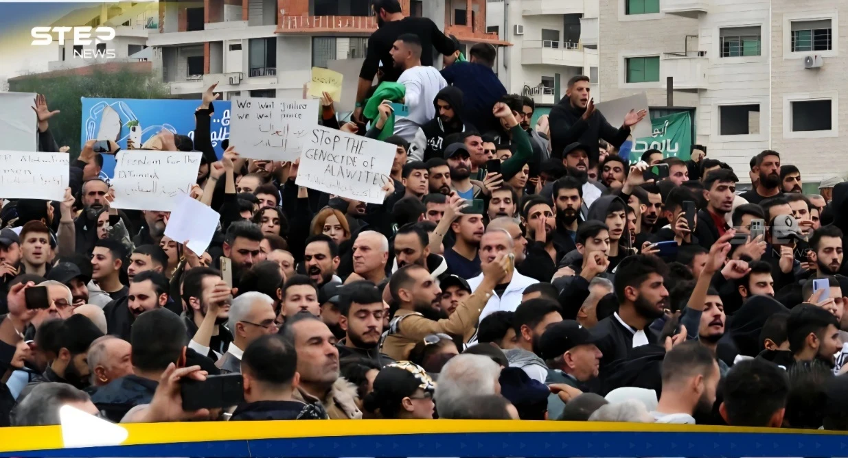 الإدارة الذاتية الكردية تعلق على تظاهرات الساحل السوري: ندين استخدام العنف المفرط