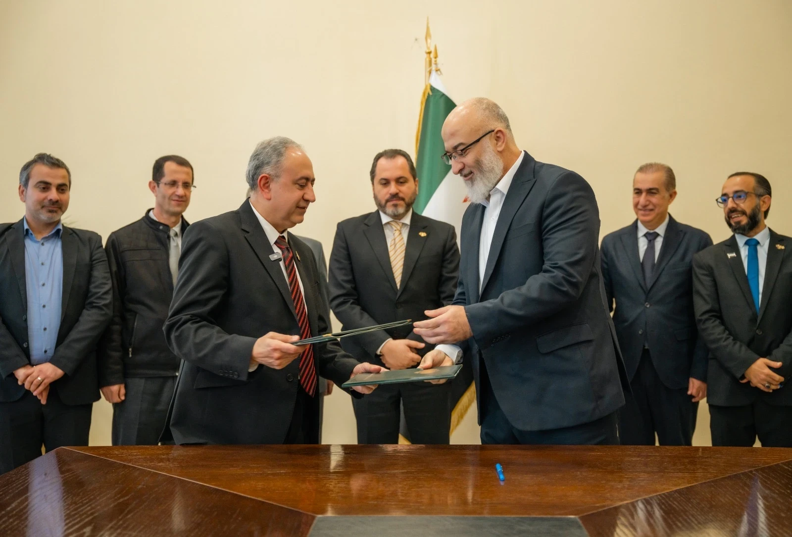 تسهيلات جديدة لطلاب السياحة بدمشق: شهادات مهنية وحافلات بـ 