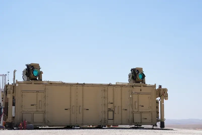 إسرائيل تكشف منظومة الشعاع الحديدي.. سلاح الليزر الجديد الذي يغيّر قواعد الحرب