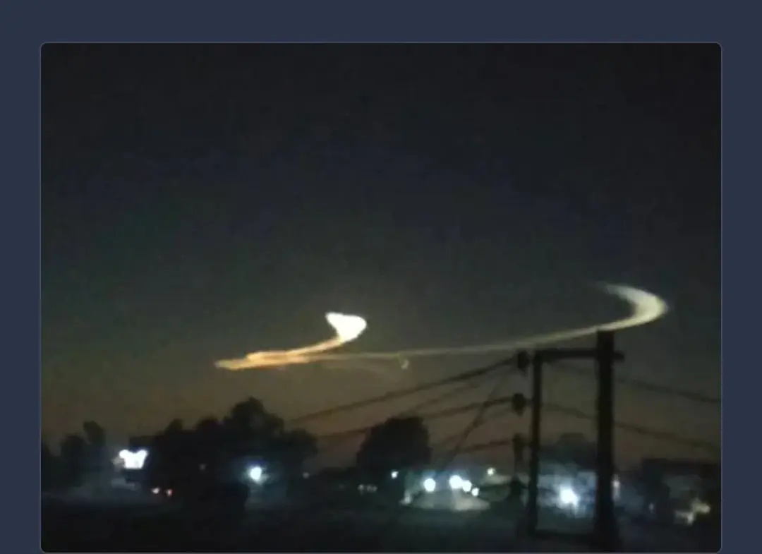 ظاهرة غريبة شغلت المصريين.. أجسام مضيئة في السماء