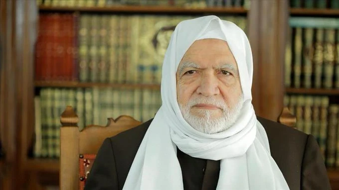 أول كلمة لمفتي سوريا الجديد يُلقيها في الشمال السوري