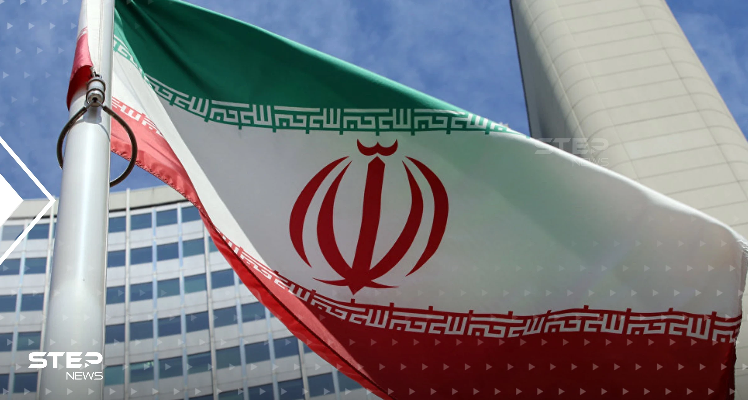 إيران تؤكد ألا تراجع عن الخطوط الحمراء وتهدد بإنهاء المفاوضات